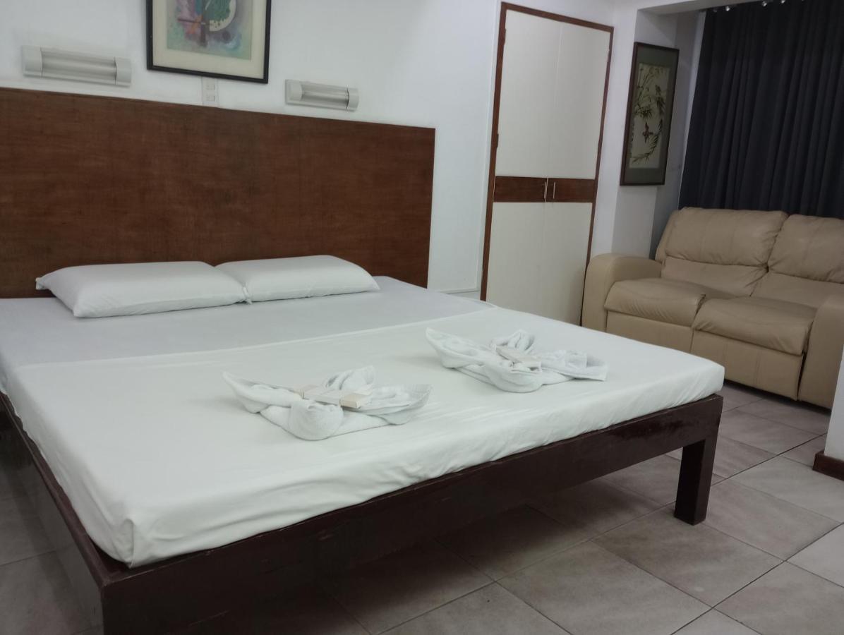 Citywalk Hotel Dumaguete City Exterior photo